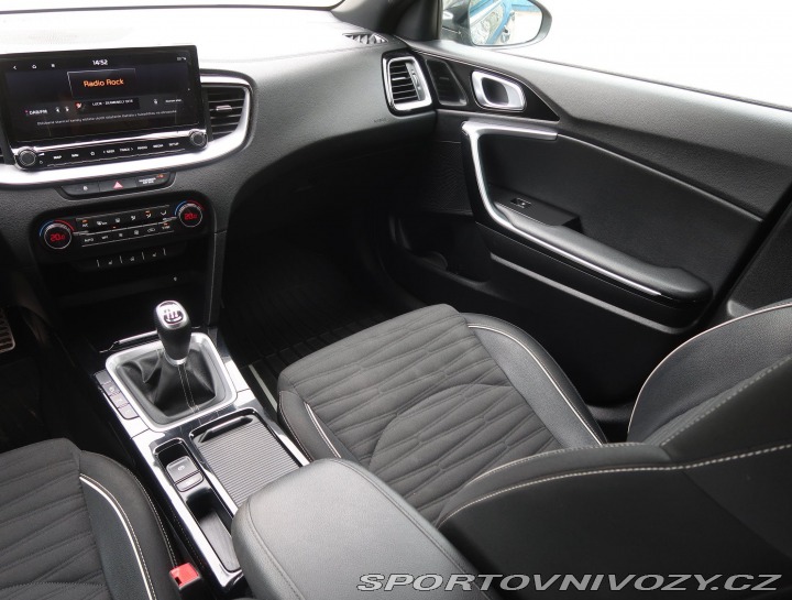 Kia ProCeed GT-Line 1.5 T-GDI 2022