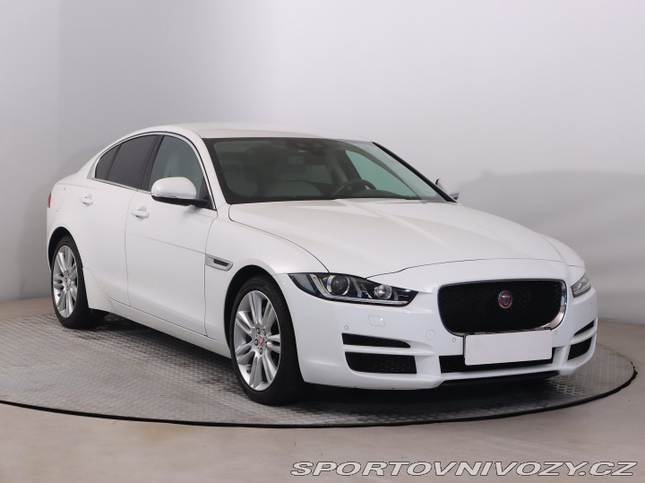 Jaguar XE 20d 2015