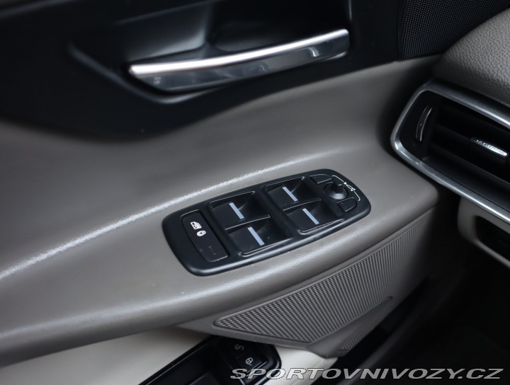 Jaguar XE 20d 2015