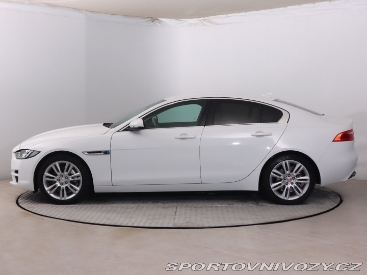 Jaguar XE 20d 2015