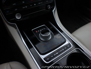 Jaguar XE 20d 2015