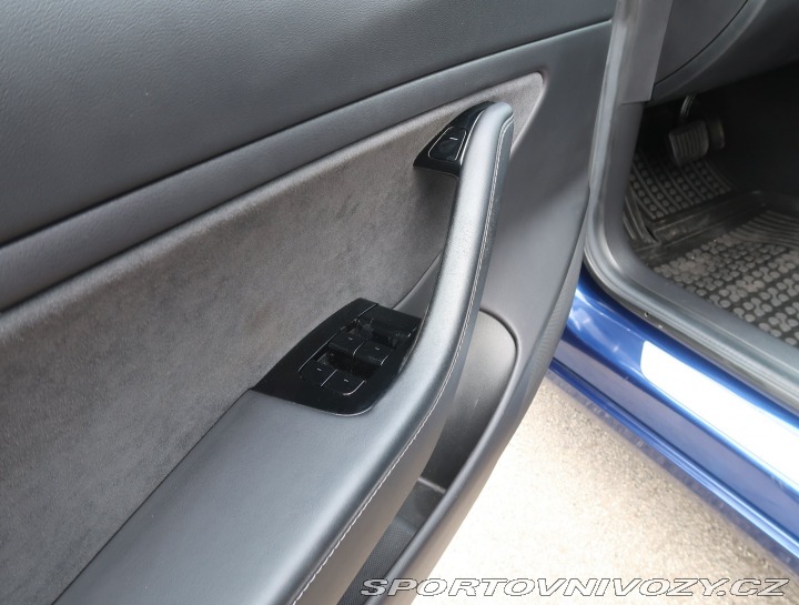 Tesla Model 3 Std Range Plus 52kWh 2019