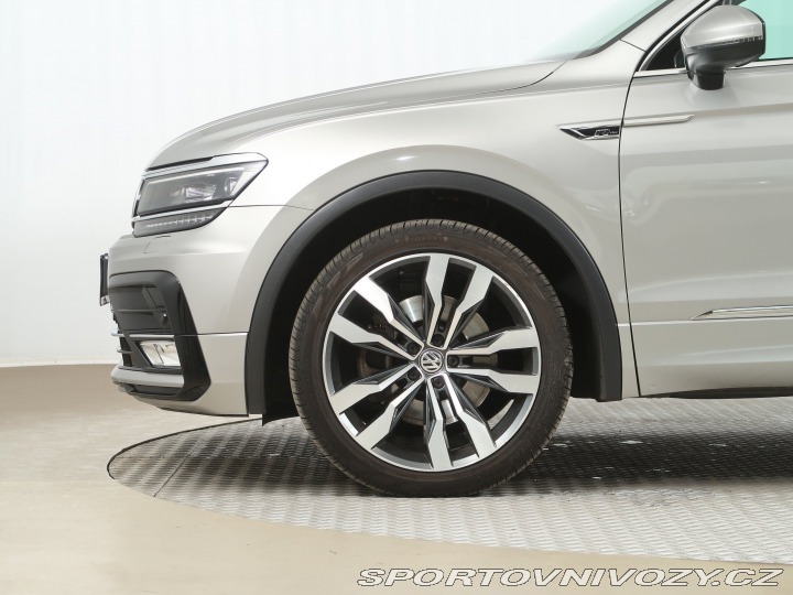 Volkswagen Ostatní modely Tiguan R-Line 2.0 TSI 2017