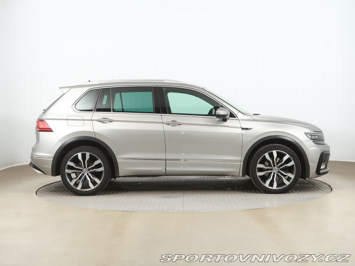 Volkswagen Ostatní modely Tiguan R-Line 2.0 TSI 2017