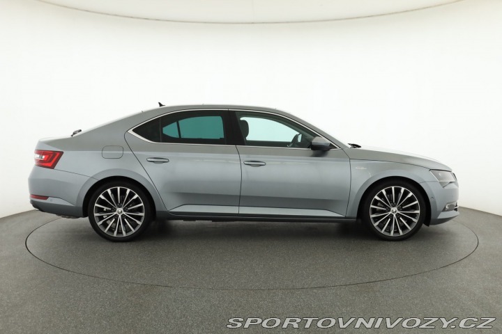 Škoda Superb Laurin&Klement 2.0 TS 2016