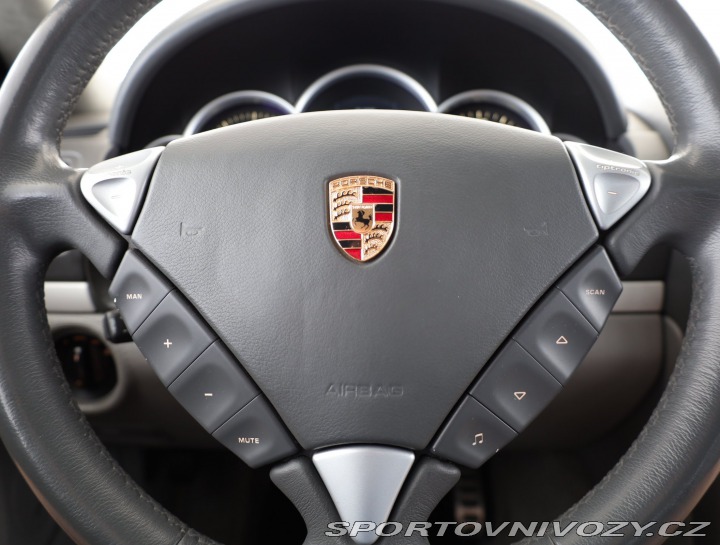 Porsche Cayenne Turbo 2005