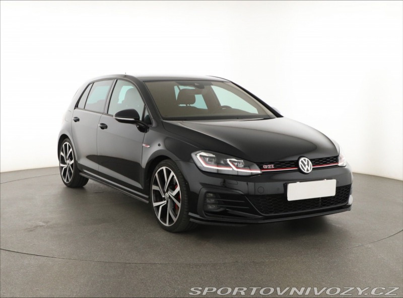 Volkswagen Golf 2.0 GTI Performance