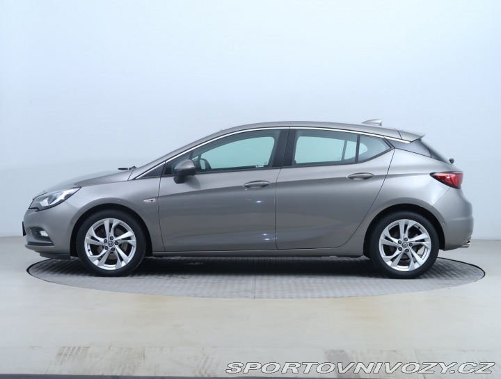 Opel Astra 1.6 T 2016