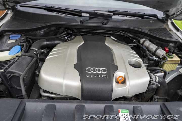 Audi Ostatní modely Q7 3,0 tdi S line. 2011