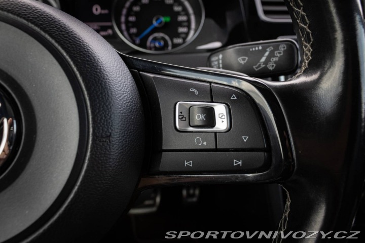 Volkswagen Golf R 2.0 TSI BMT 4MOTION DS 2014
