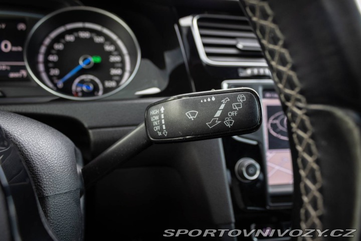 Volkswagen Golf R 2.0 TSI BMT 4MOTION DS 2014