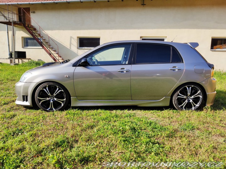 Toyota Corolla TS TTE UNIKÁT 2002