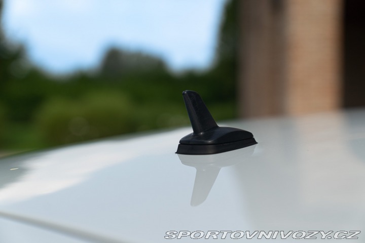 Volkswagen Scirocco 2.0 TFSI 2.0 R LINE 2009
