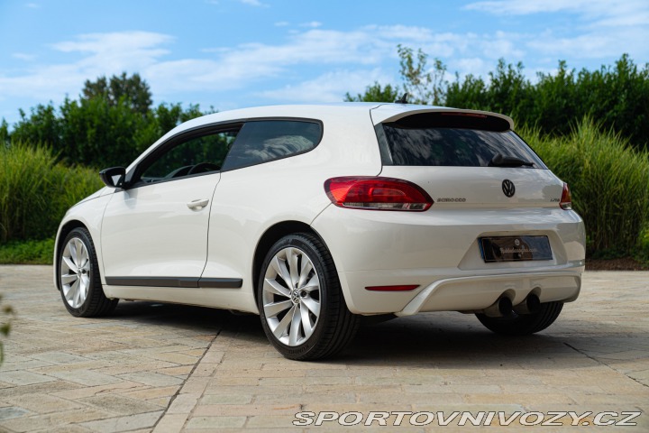 Volkswagen Scirocco 2.0 TFSI 2.0 R LINE 2009