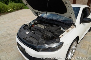 Volkswagen Scirocco 2.0 TFSI 2.0 R LINE 2009