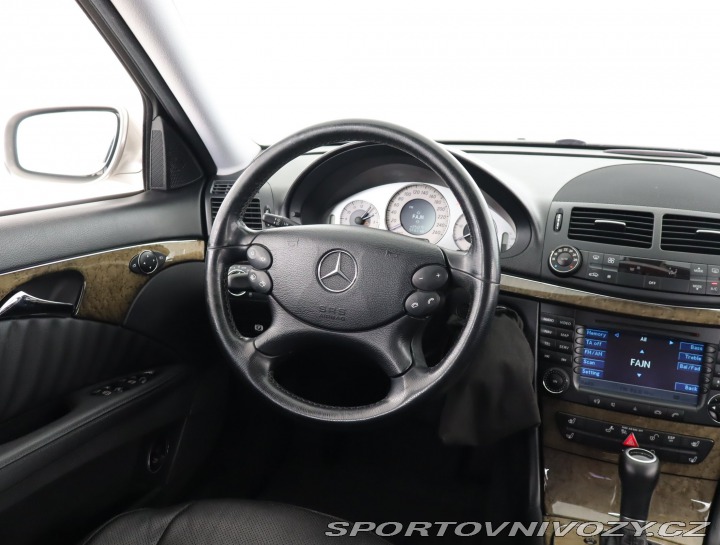 Mercedes-Benz E E 320 CDI 4MATIC 2006
