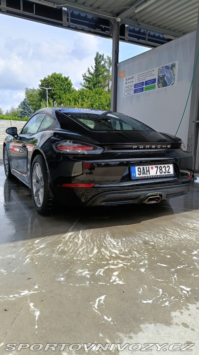 Porsche Cayman  2019