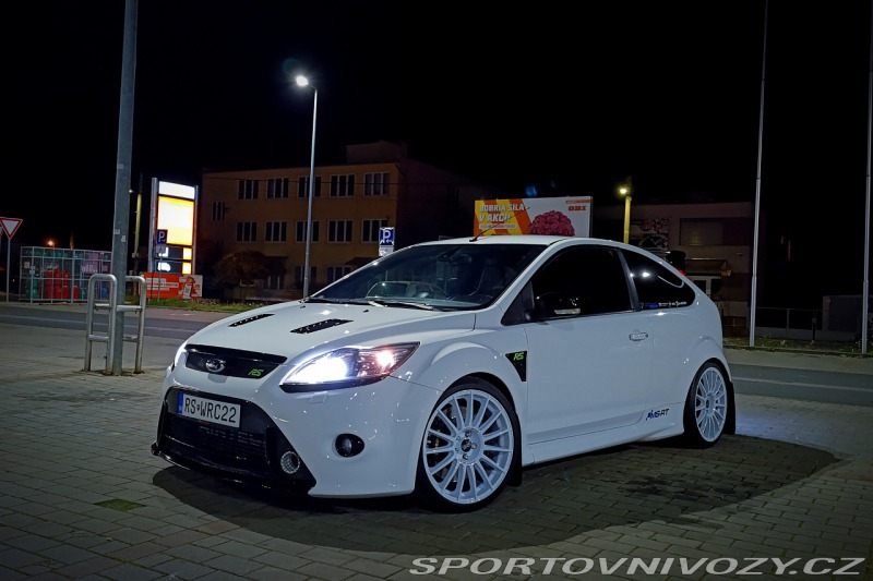 Ford Focus RS MK2  2.5 T WOLF RACING
