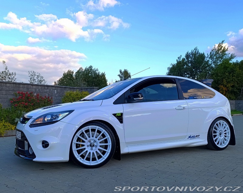 Ford Focus RS MK2  2.5 T WOLF