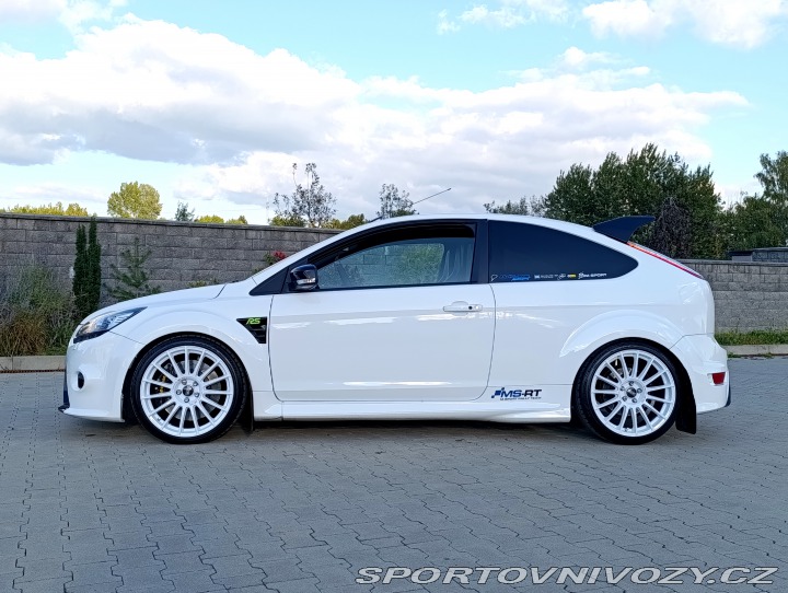 Ford Focus RS MK2  2.5 T 2010