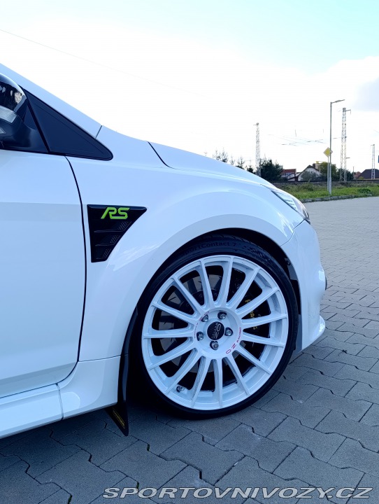 Ford Focus RS MK2  2.5 T 2010