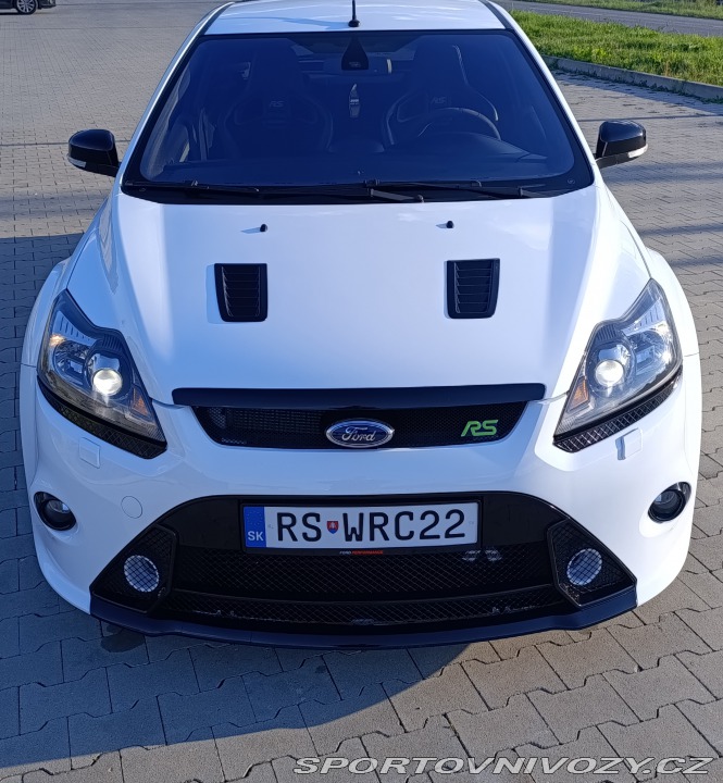 Ford Focus RS MK2  2.5 T 2010