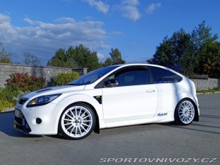 Ford Focus RS MK2  2.5 T 2010