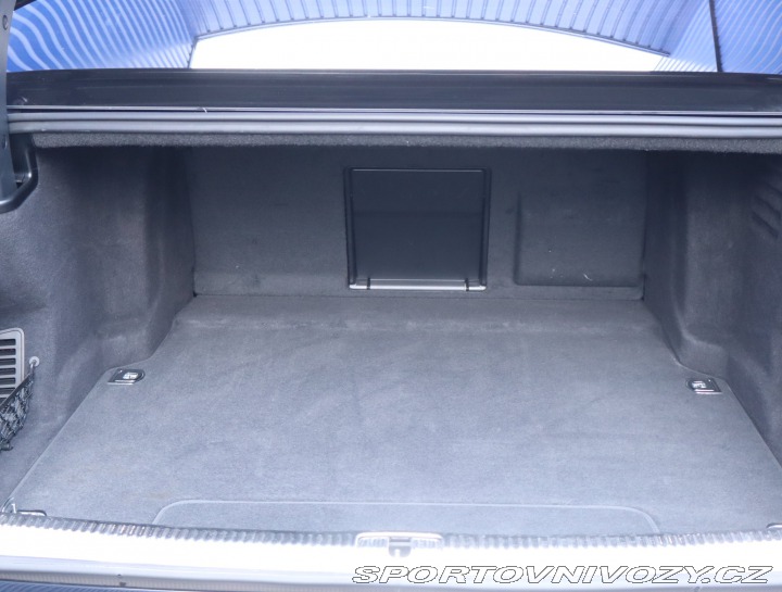Audi Ostatní modely A8  60 TFSI e 2021