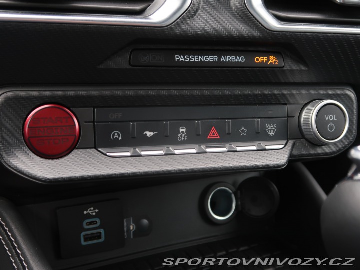 Ford Mustang GT V8 5.0 2024