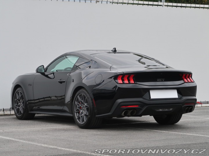 Ford Mustang GT V8 5.0 2024