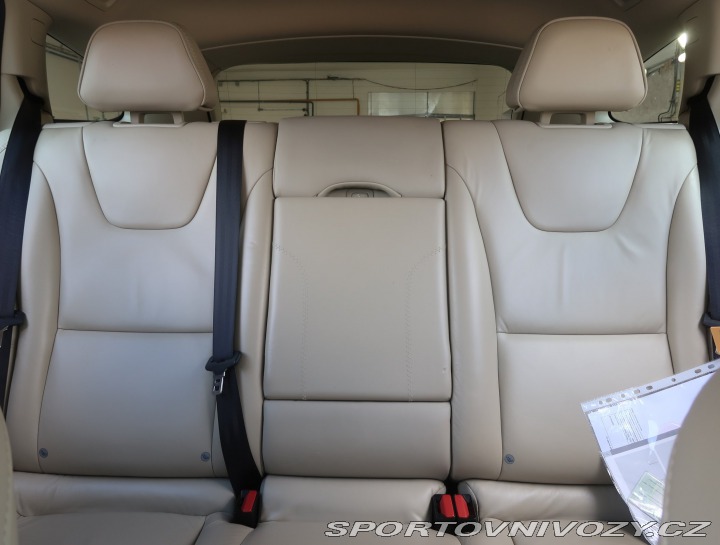 Volvo V60 Ocean Race D5 2.4 2012