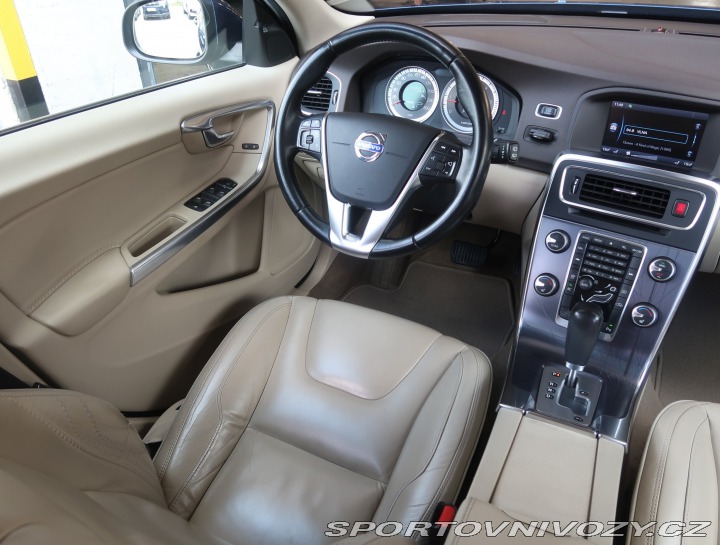 Volvo V60 Ocean Race D5 2.4 2012