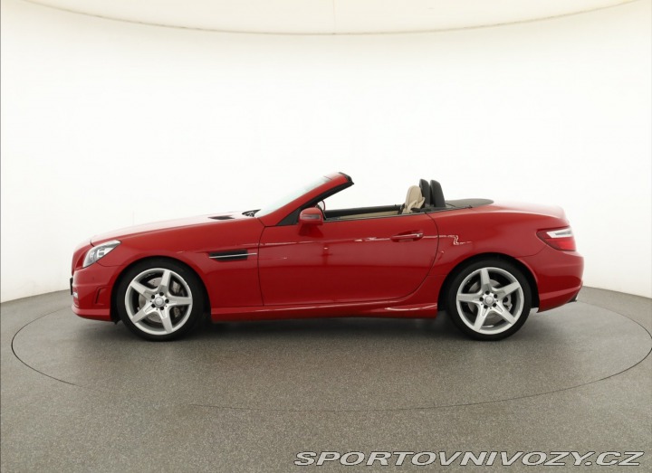 Mercedes-Benz SLK 250 CGI 2012