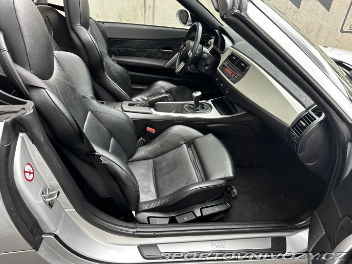BMW Z4  2005