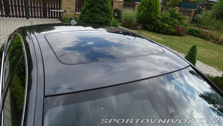BMW 5 550i F10 Tažné zařízení 2010