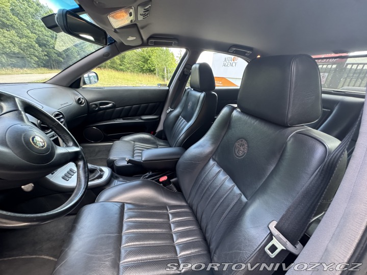 Alfa Romeo Ostatní modely 166 3.2 1800