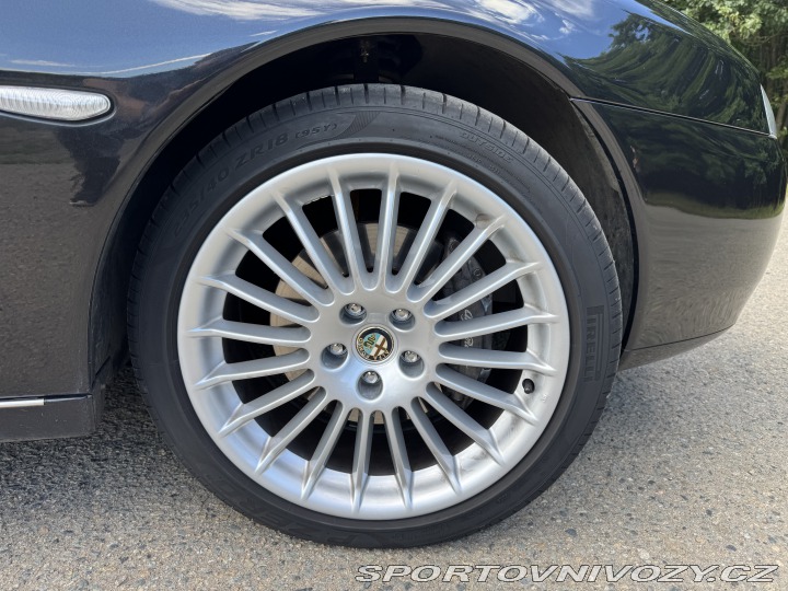 Alfa Romeo Ostatní modely 166 3.2 1800