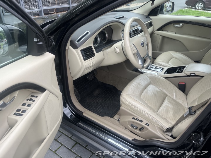 Volvo Ostatní modely XC70 2010