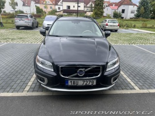Volvo Ostatní modely XC70 2010