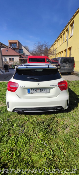 Mercedes-Benz A  2014