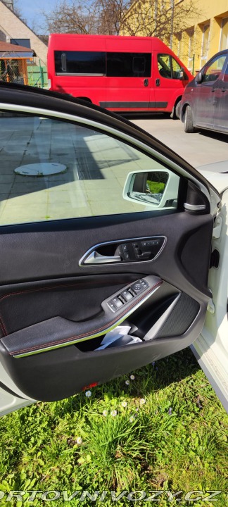 Mercedes-Benz A  2014