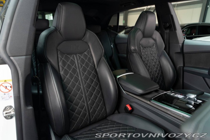 Audi SQ8  2021