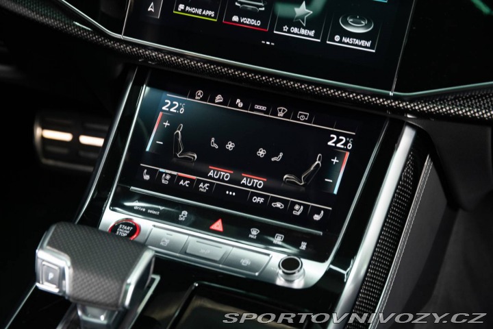 Audi SQ8  2021