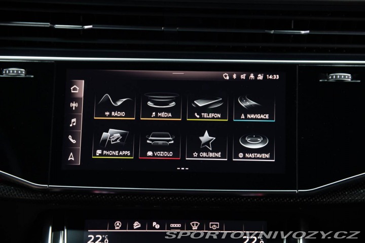 Audi SQ8  2021