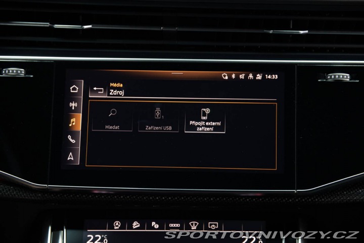 Audi SQ8  2021
