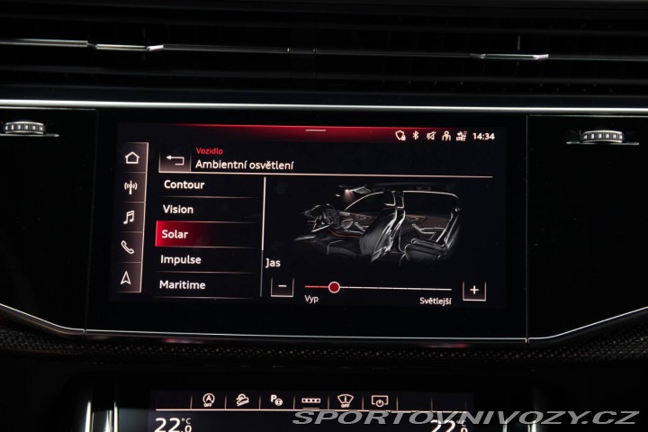 Audi SQ8  2021