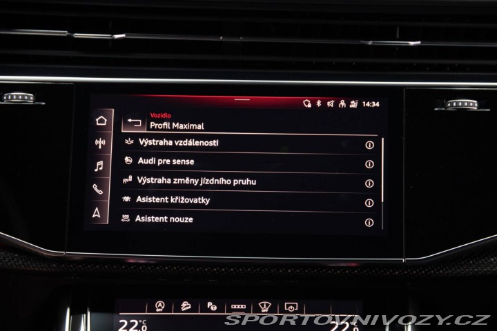 Audi SQ8  2021