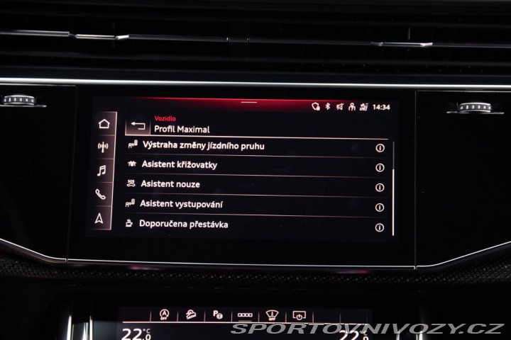 Audi SQ8  2021