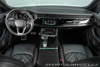 Audi SQ8  2021