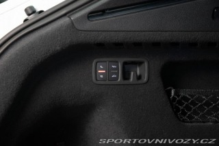 Audi SQ8  2021